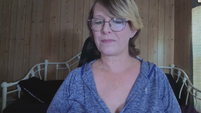 TalliaTravels's Streamate show and profile