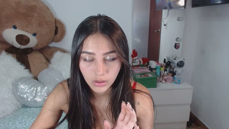 IsabellaSaenz's Streamate show and profile