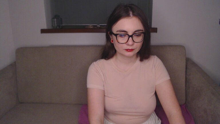 JulieGrace's Streamate show and profile