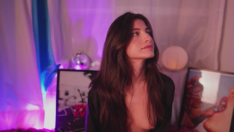 MegganBluee's Streamate show and profile