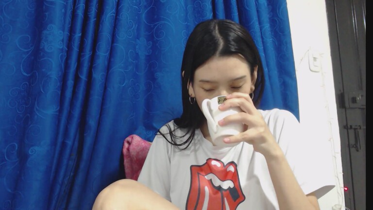 ZakuraPrincess's Streamate show and profile