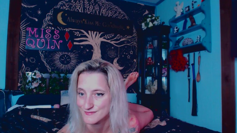 MissQuinCam's Streamate show and profile