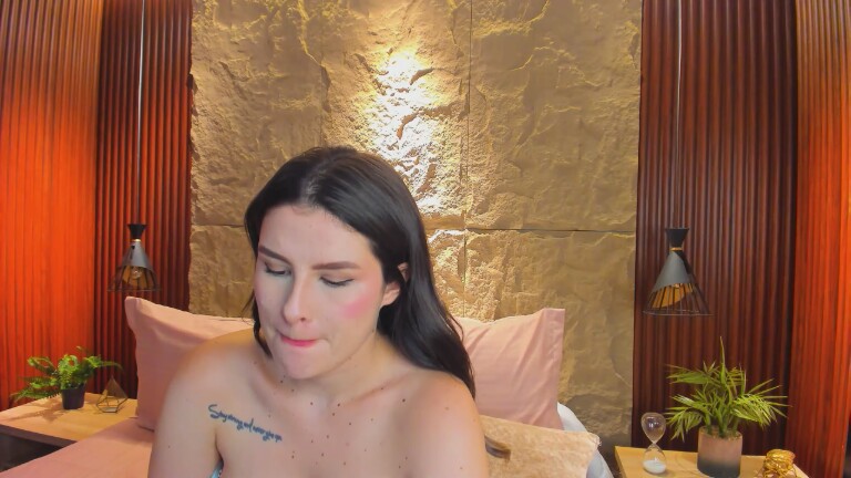 ArianaMartinez's Streamate show and profile