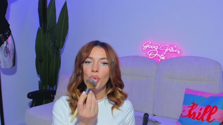 J3ssica's Streamate show and profile