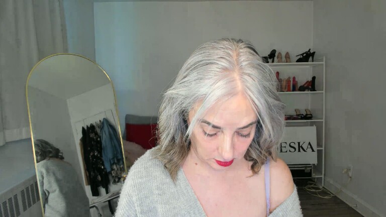 TheRealSeska's Streamate show and profile