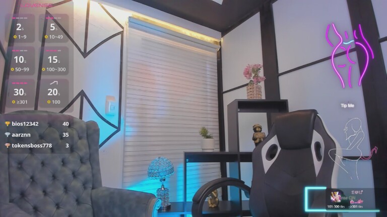 NahomiiRichards's Streamate show and profile